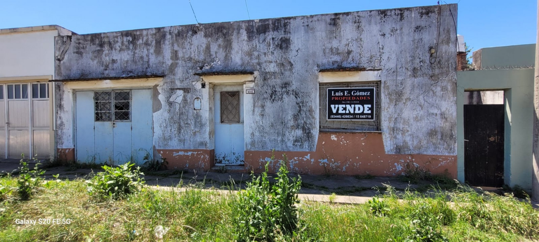 CASA DE FAMILIA