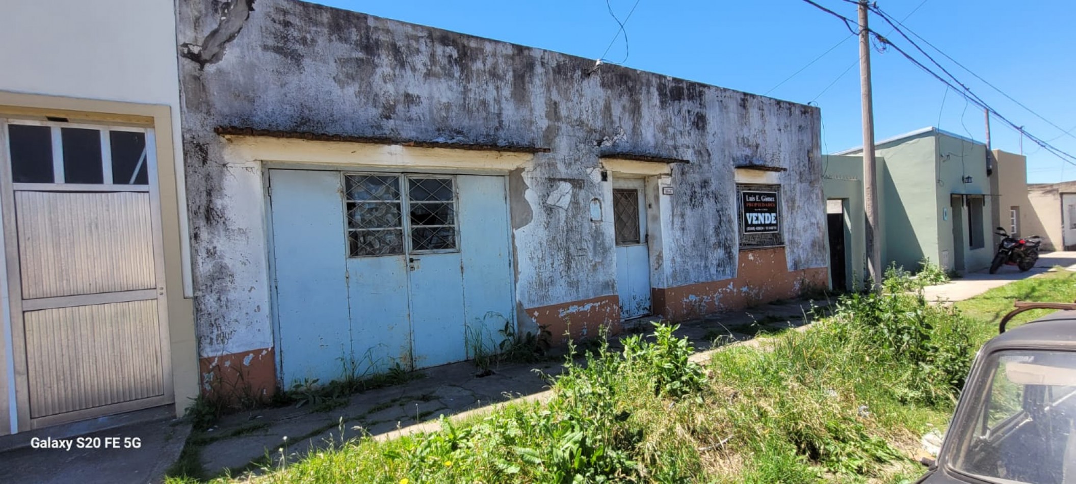 CASA DE FAMILIA