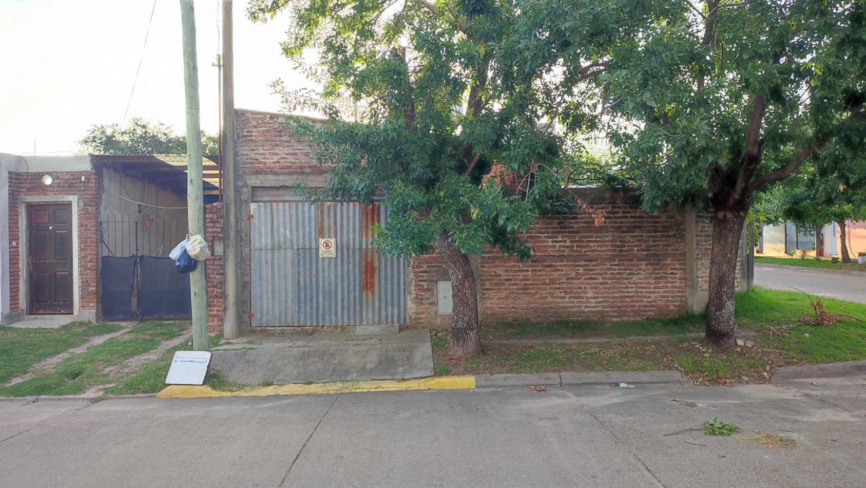 CASA FAMILIAR